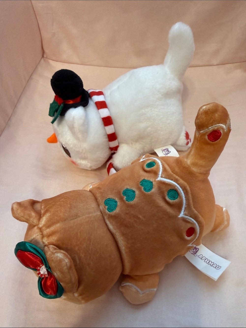 Aphmau Meemeow Holiday Cats - Picture 3 of 4
